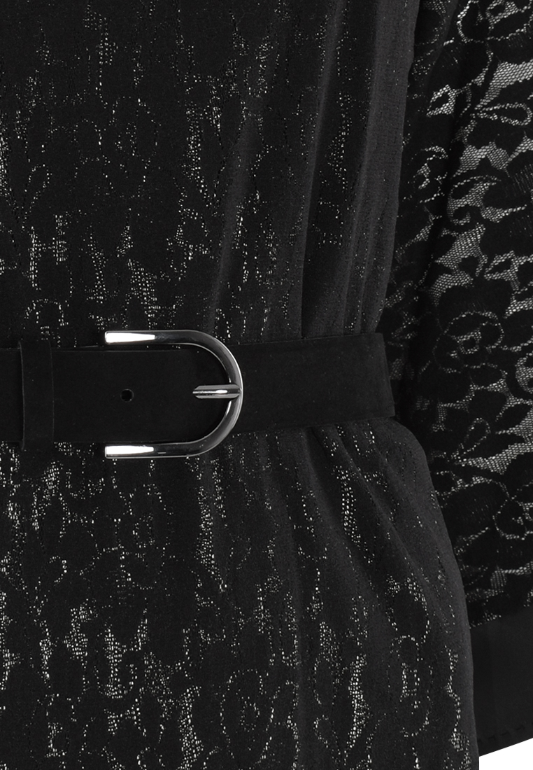 Czarna sukienka z rękawem typu kimono