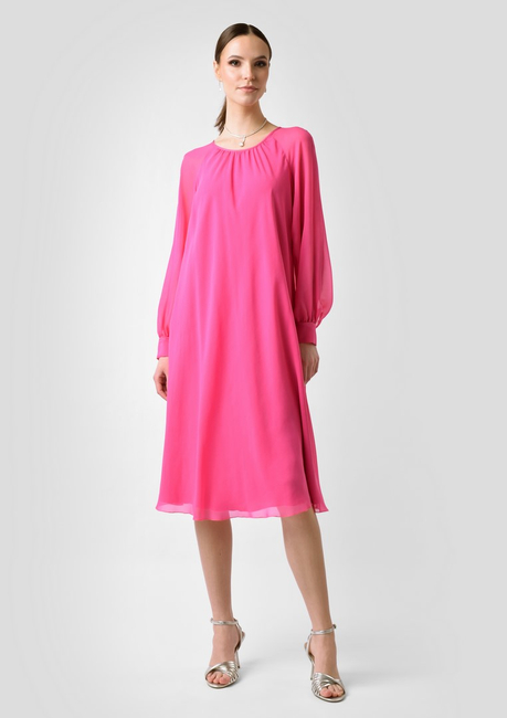 Jedwabna sukienka w kolorze fuksji