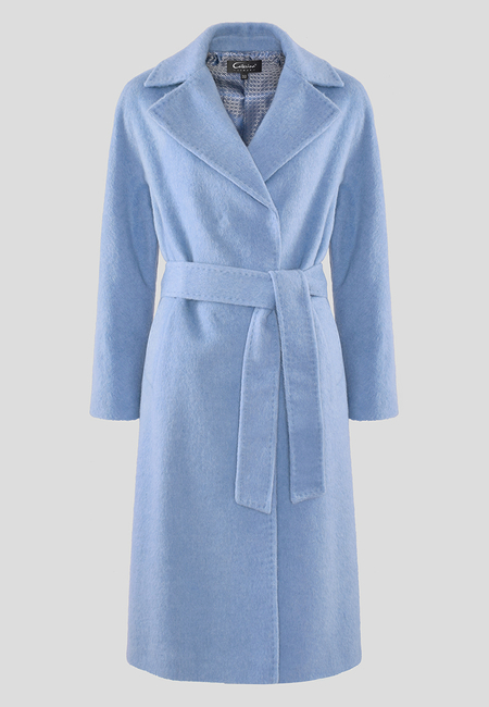 Błękitny płaszcz z krytym zapięciem