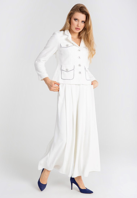 Biały żakiet z kontrastową wypustką