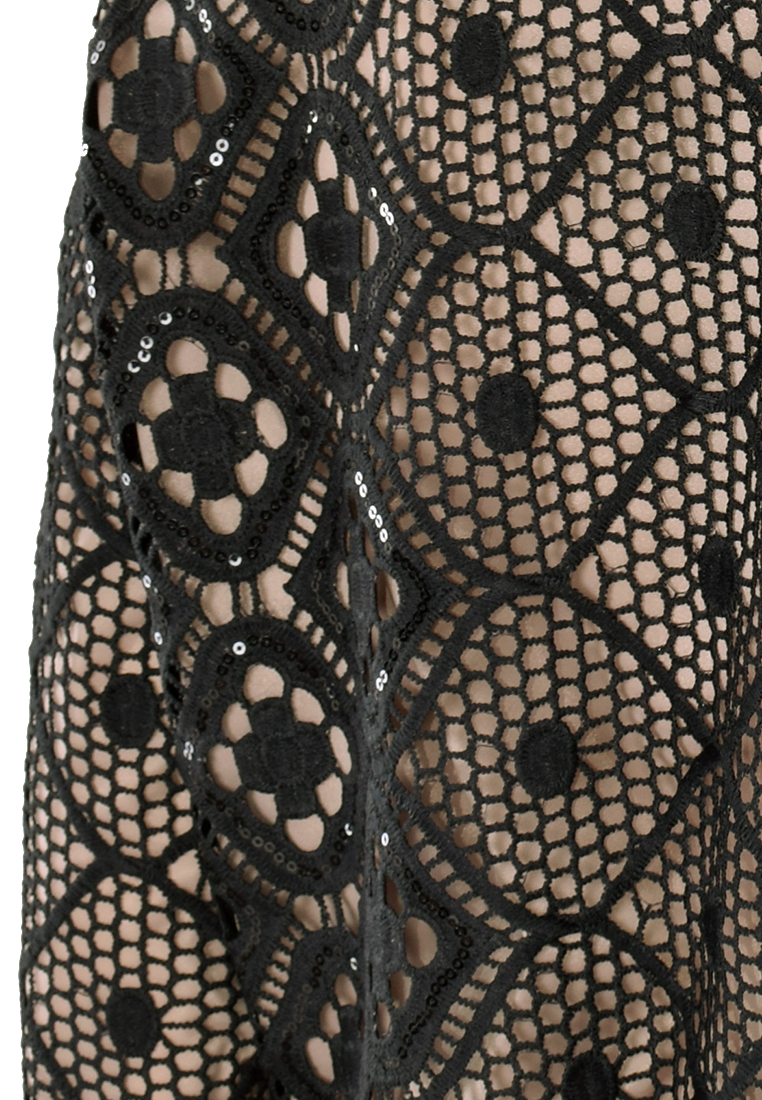 Żakiet typu bomberka z kontrastową podszewką i cekinami