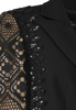 Dłuższy czarny żakiet  z kontrastową podszewką i cekinami