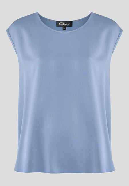 Niebieska bluzka o swobodnej formie