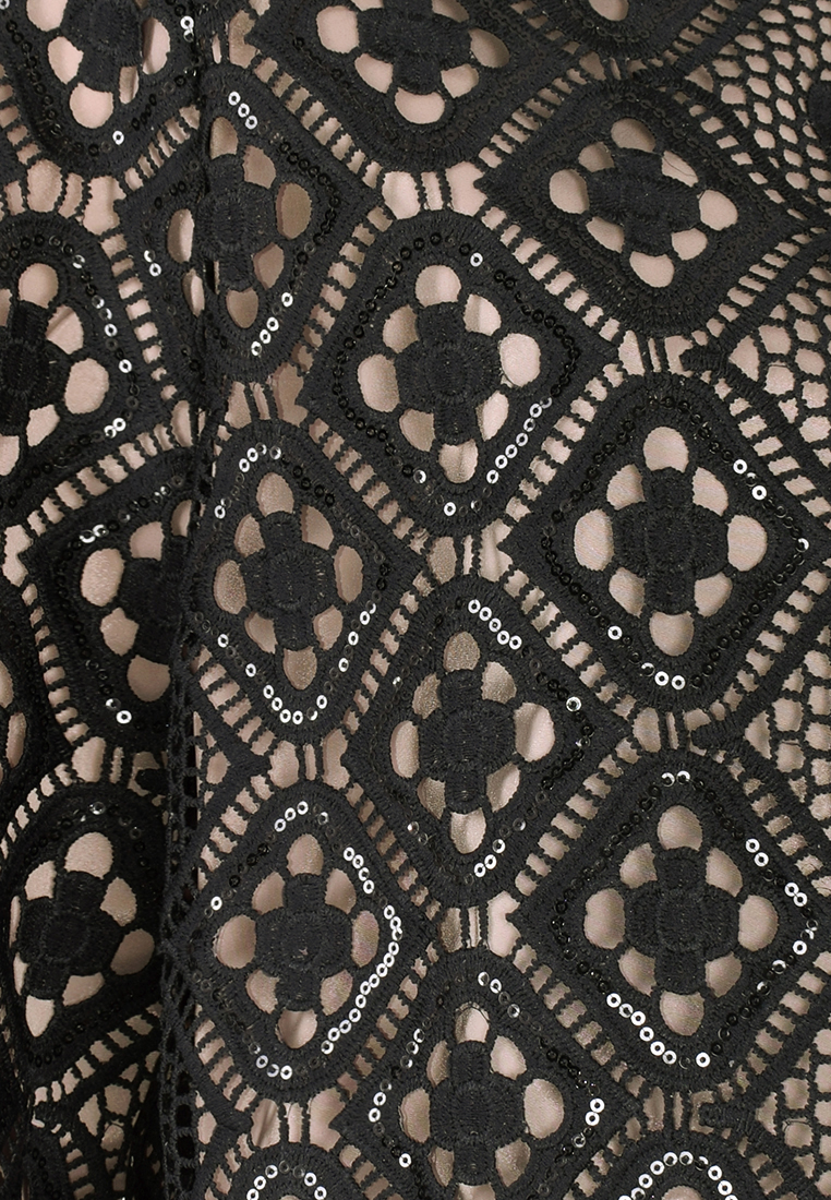 Żakiet typu bomberka z kontrastową podszewką i cekinami