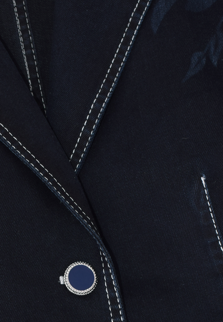 Granatowy żakiet w sportowym stylu