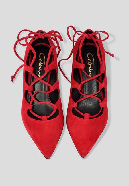 Sznurowane buty w kolorze czerwonym