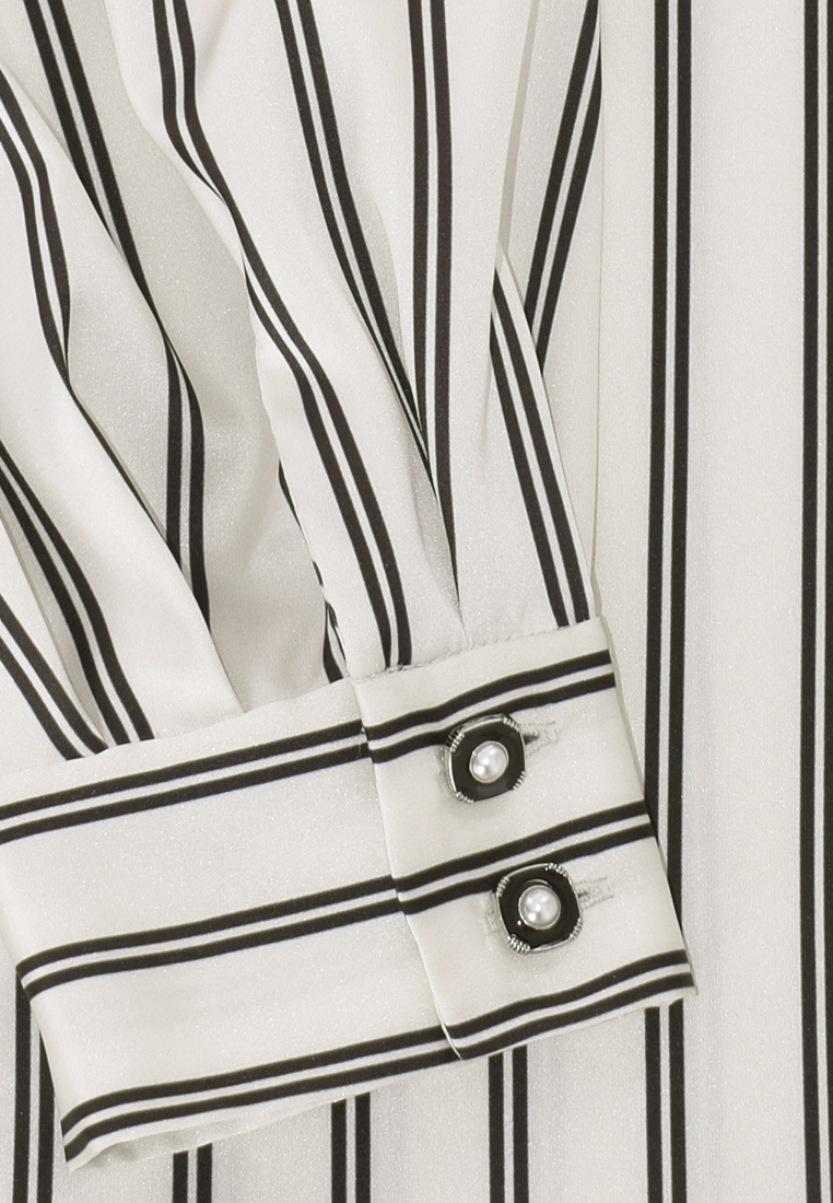 Bluzka w pasy z kwiatowym drukiem