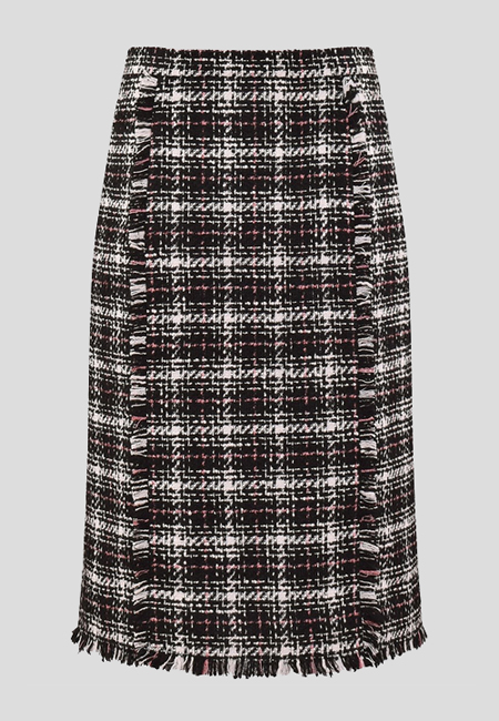 Ołówkowa spódnica w czarno-białą kratę