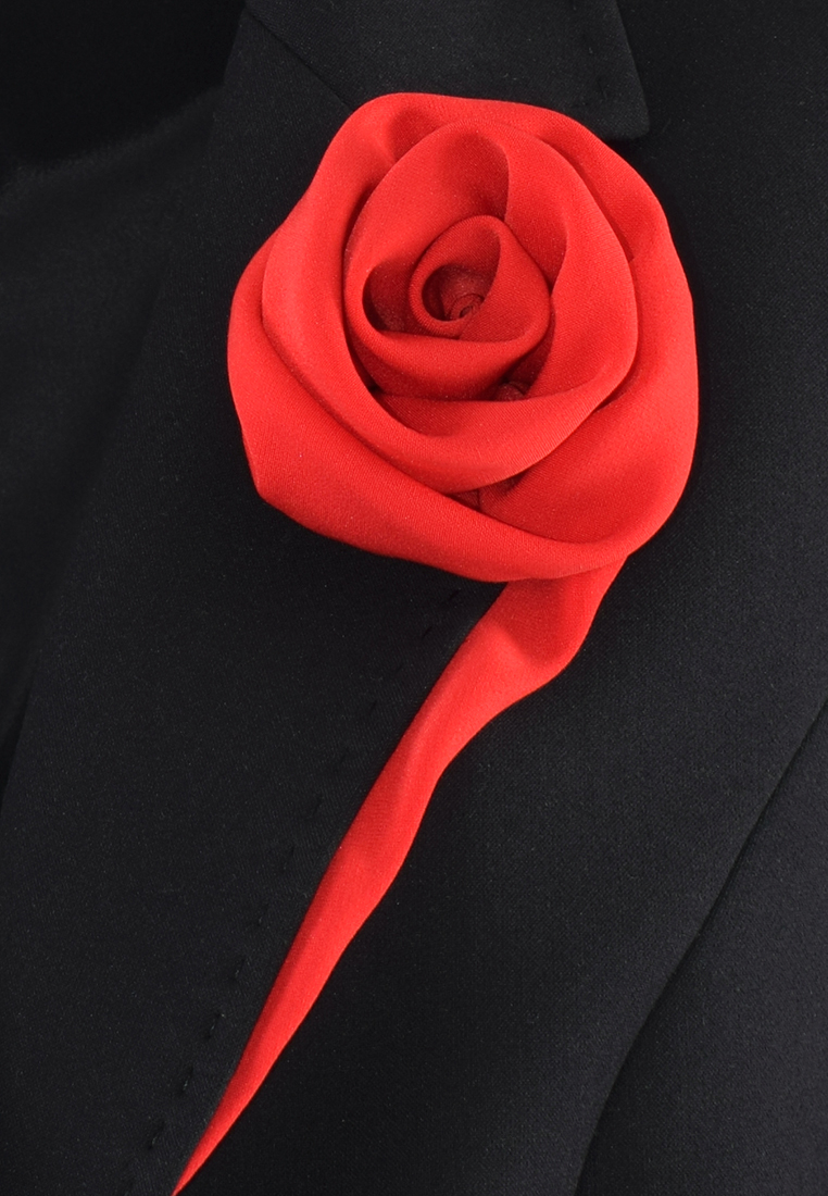 Żakiet z czerwoną różą