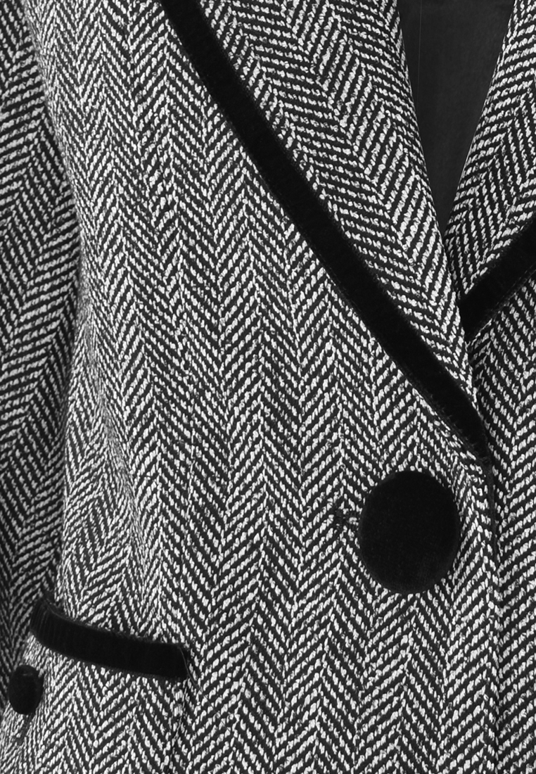 Ciepły żakiet w klasyczną jodełkę