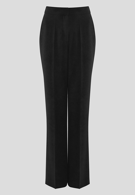 Czarne spodnie z kantem