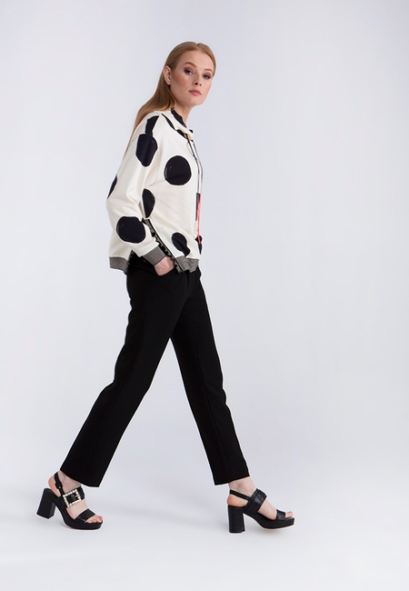 Skórzane sandały w kolorze czarnym