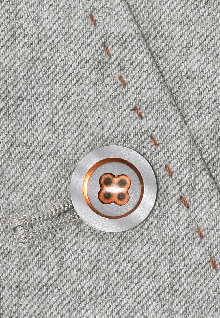 Szare spodnie z szerokimi nogawkami