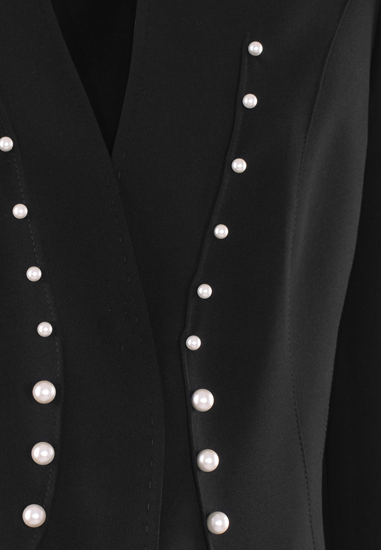 Czarny, wizytowy żakiet z dżetami