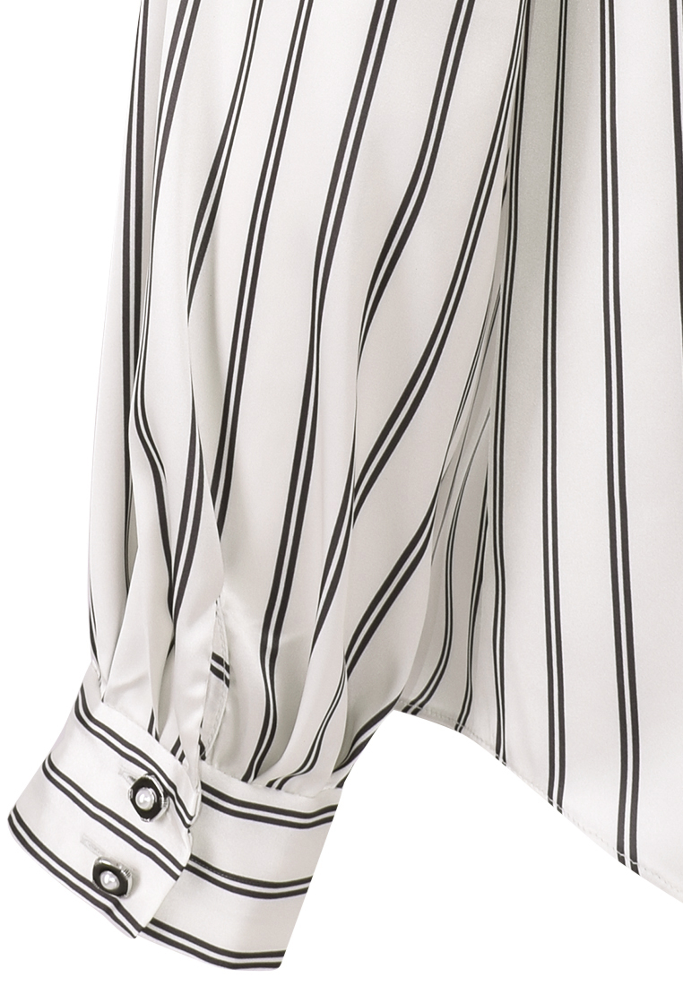 Bluzka w pasy z kwiatowym drukiem