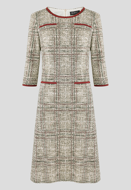 Ciepła sukienka z błyszczącą nitką