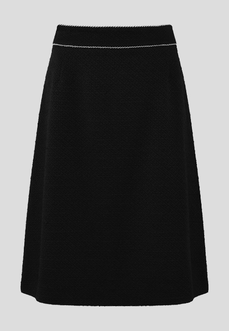 Spódnica w formie trapezu