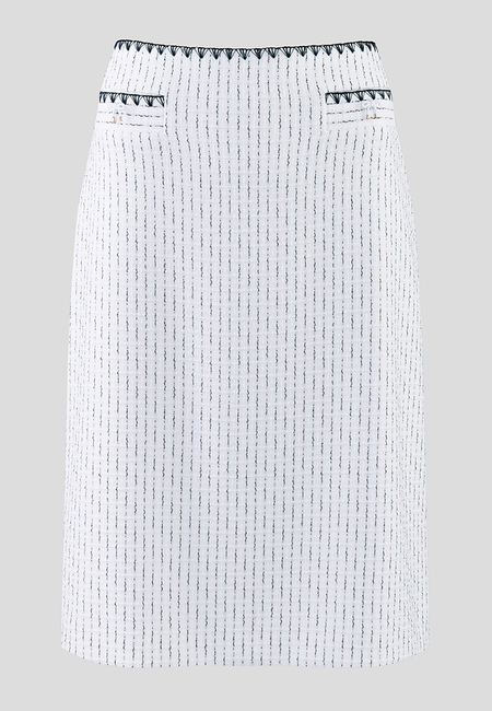 Ołówkowa spódnica w granatowy prążek