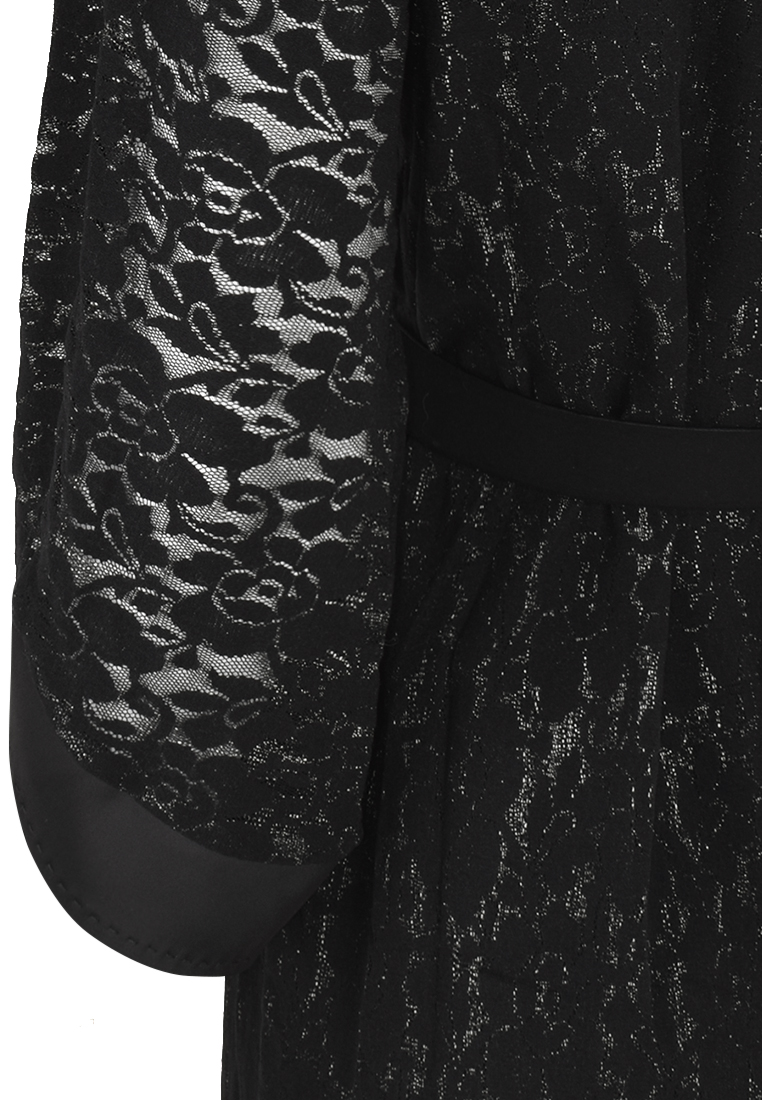 Czarna sukienka z rękawem typu kimono