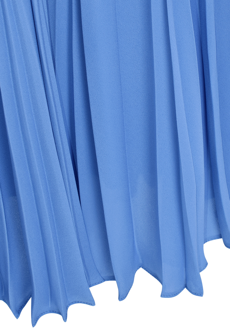 Plisowana spódnica w kolorze niebieskim