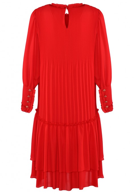 Czerwona sukienka ze zwiewnej tkaniny