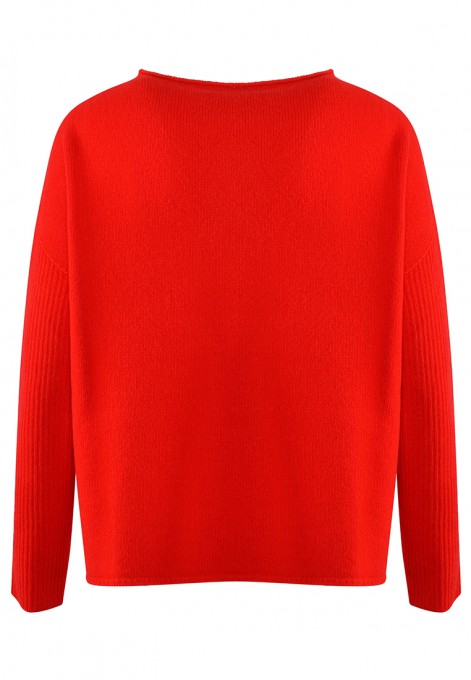 Czerwony sweter z wełny i kaszmiru