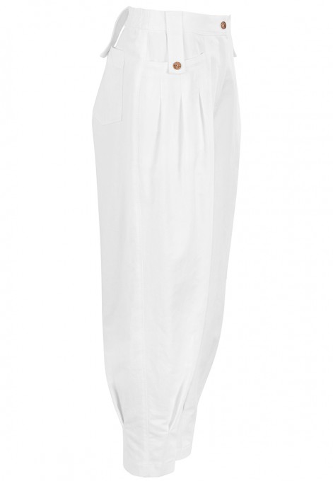 Białe spodnie z oryginalnym wykończeniem nogawek