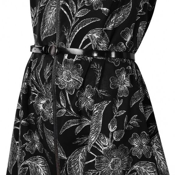 Bawełniana sukienka z haftem kwiatowym