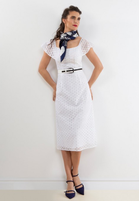 Bawełniana sukienka z tkaniny haftowanej