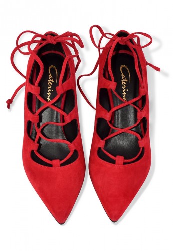 Sznurowane buty w kolorze czerwonym